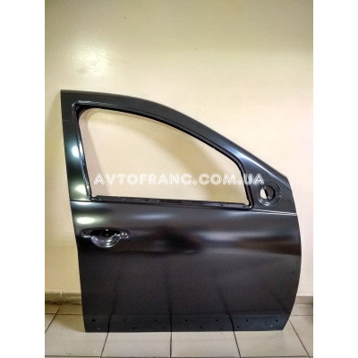 Дверь передняя правая Renault Sandero (2009-2012) Оригинал 801006248R (под молдинг)