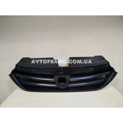 Решітка бампера верхня Dacia Dokker (2013-2016) FP 5638 991 Оригінальний номер: 623104478R