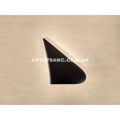 Накладка крила права Renault Lodgy (2013-...) Оригінал 638743083R