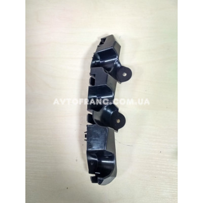 Кронштейн бампера передній правий Renault Duster 2 (2018-...) Оригінал 622221036R