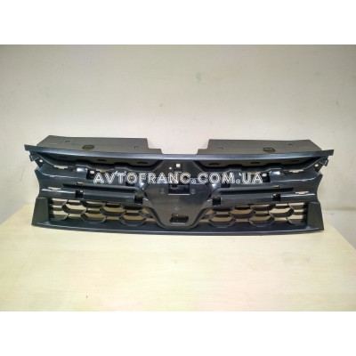 Решітка бампера верхня Renault Duster (2015-2017) FP 5627 998 Оригінальний номер: 623105314R