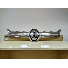Накладка решітки хром Renault Duster (2015-2017) Оригінал 623827948R
