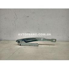 Петля капота права Renault Duster (2010-2017) Оригінал 654007102R