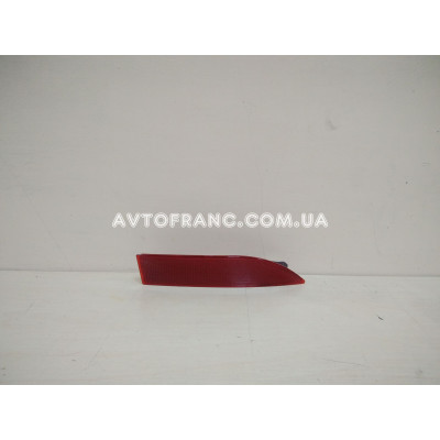 Відбивач (катафот) заднього бампера правий Renault Sandero 2 (2013-2016) FP 5631 962 Оригінальний номер: 265600427R