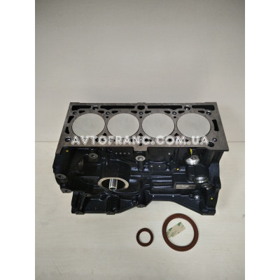 Блок циліндрів 1.6 8V K7M Renault Sandero (2009-2012) Оригінал 7701479054