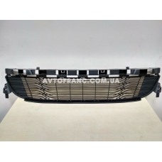 Решітка бампера нижня Renault Megane 3 (2009-2012) Оригінал 622543994R
