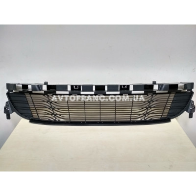 Решітка бампера нижня Renault Megane 3 (2009-2012) Оригінал 622543994R