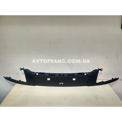 Накладка переднього бампера (під номер) Renault Megane 3 (2012-2014) FP 5619 916 Оригінальний номер: 620729464R