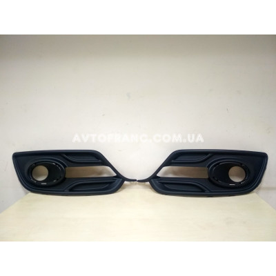 Накладки протитуманних фар (під ДХО) Renault Megane 3 (2013-2016) Оригінал 261525410R