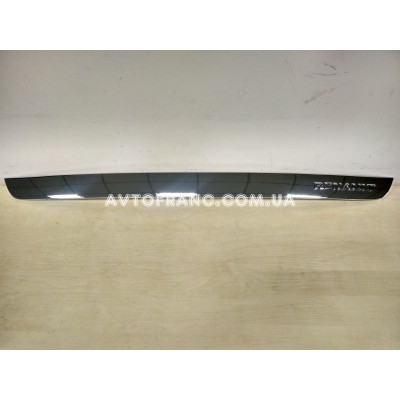 Хром накладка кришки багажника Renault Symbol NEW (2009-2013) Оригінал 8200700557
