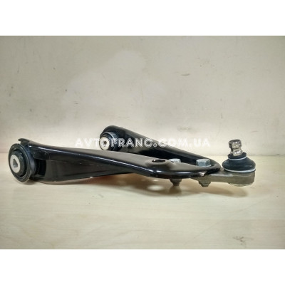 Важіль правий Renault Kangoo (1997-2007) Оригінал 8200942408