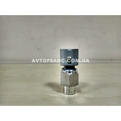 Датчик ГУР Renault Оригінал 497610324R