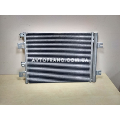 Радіатор кондиціонера Renault Sandero (2009-2012) QSP QS-8200741257 Оригінальний номер: 921007794R