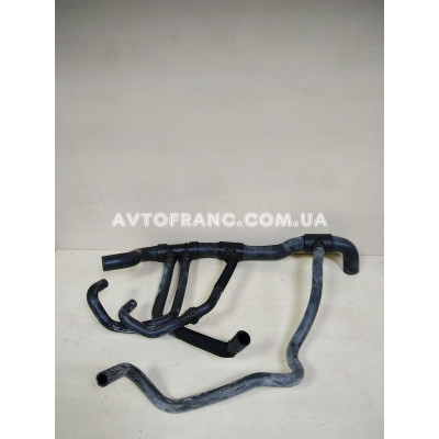 Патрубок системи охолодження 1.9 dci F9Q Renault Trafic 2 (2001-2013) Оригінал 8200817132