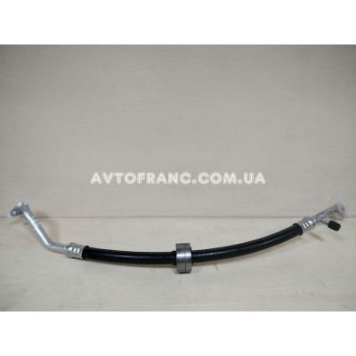 Трубка кондиціонера компресор-салон 1.6 16V Renault Duster 2 (2018-...) Оригінал 924807038R